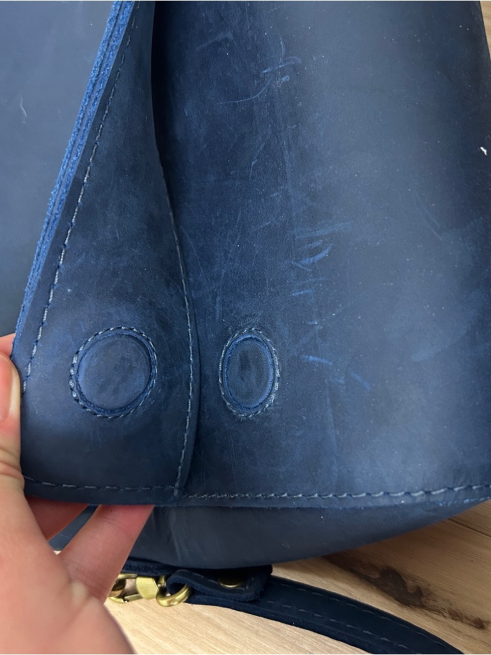Portland Leather Navy Metro Crossbody Shoulder Bag EUC - Picture 6 of 8